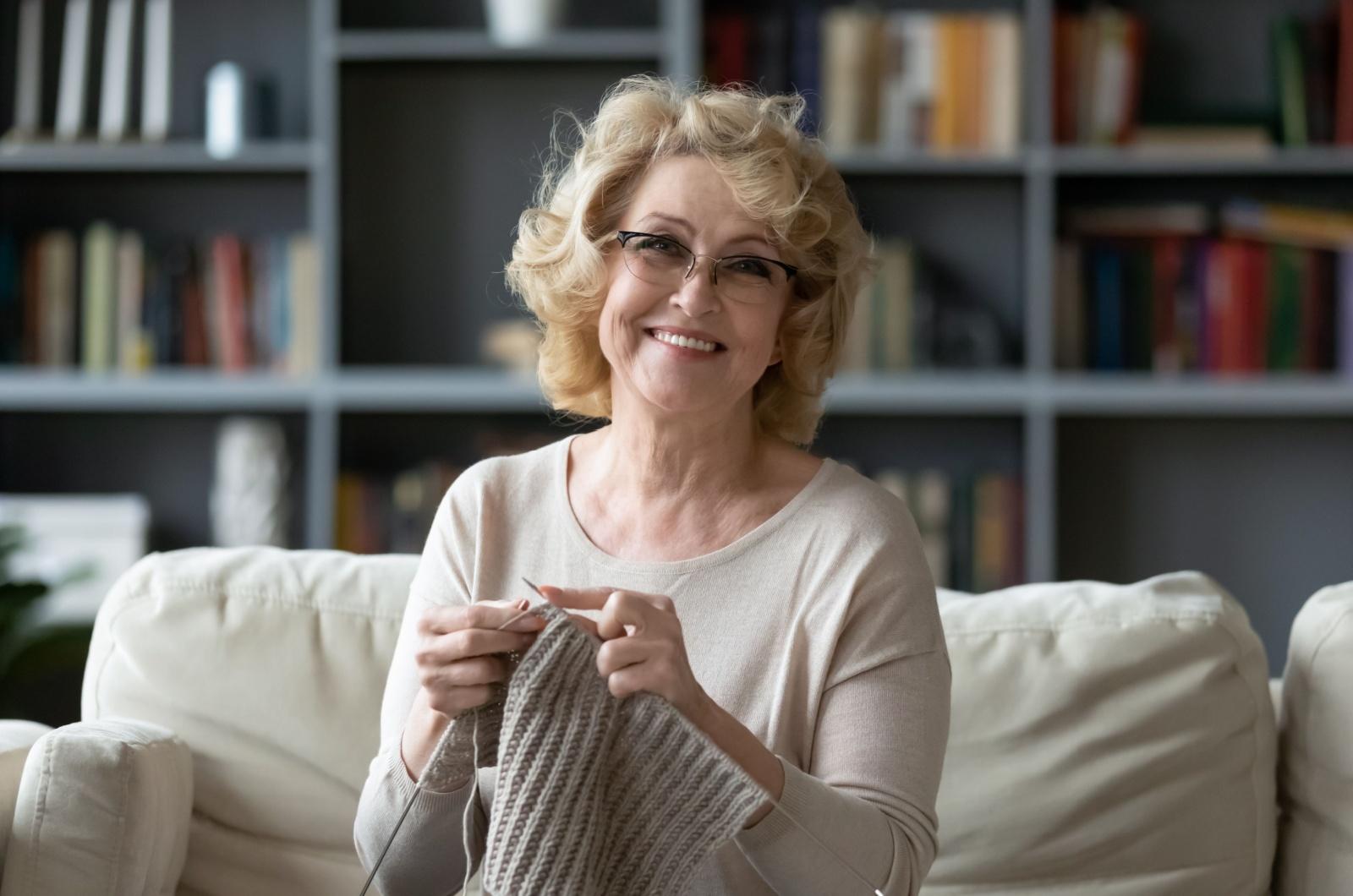 a senior knitting